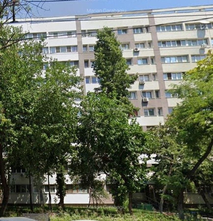 De vanzare Apartament  2 camere  Lujerului - 21