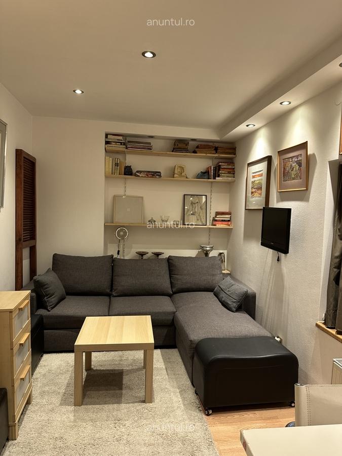 Centrul Civic, Splai, Calea Victoriei - 8