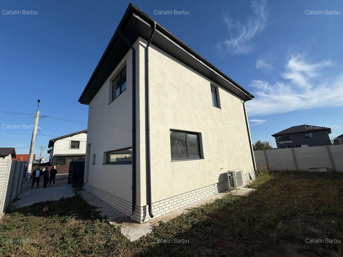 <Casa individuala cu pompa de caldura P+1E> 4 camere 2 bai 280 mp teren - 3