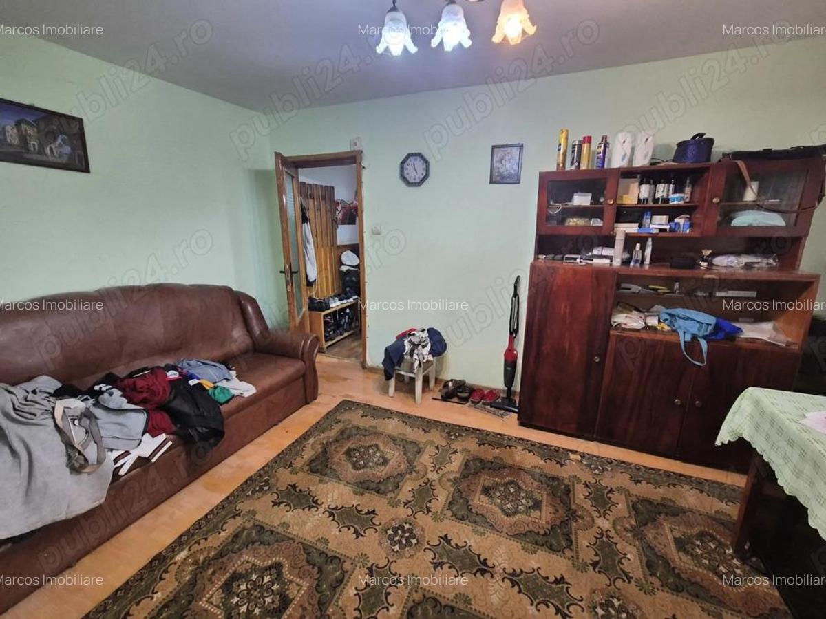 Apartament 2 camere de vanzare Micro 3 - 1