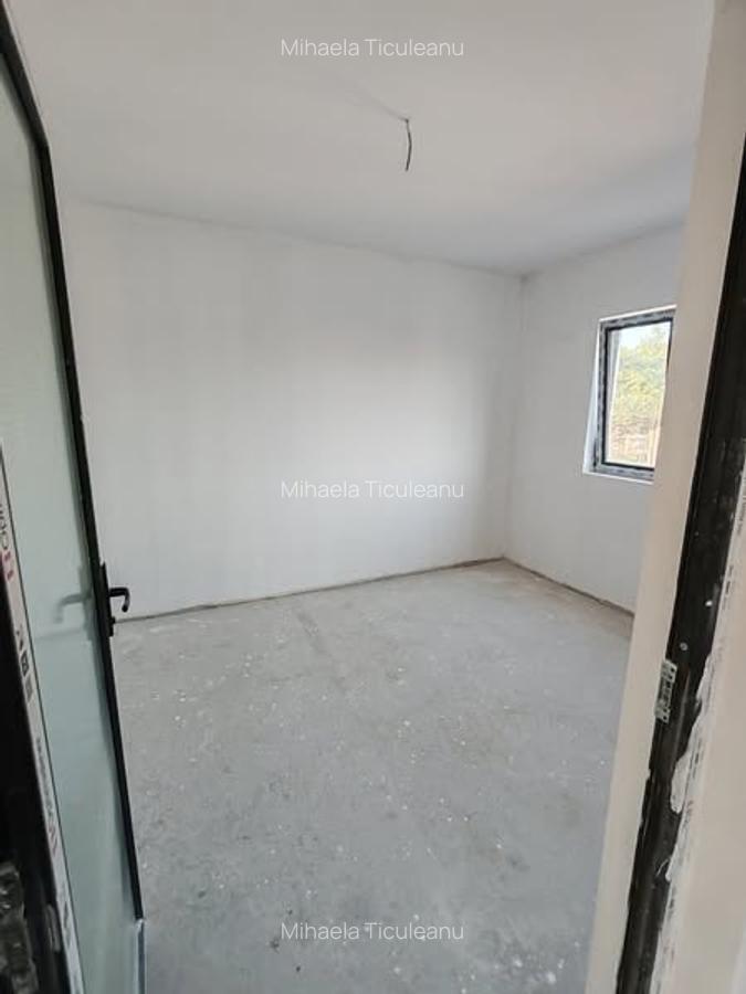 Casă cu 4 camere în Central - 4