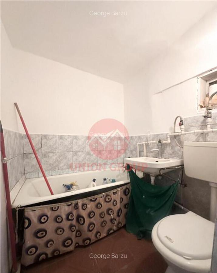 Casa la Super Pret, Amplasare Excelenta in Zona Casa de Cult - 10