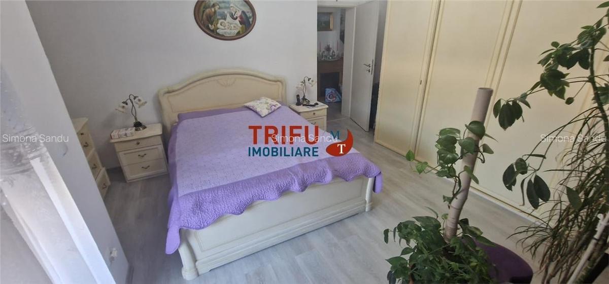 Apartament cu 3 Camere Disponibil pentru Vânzare în Alba Iulia, Zona A - 3