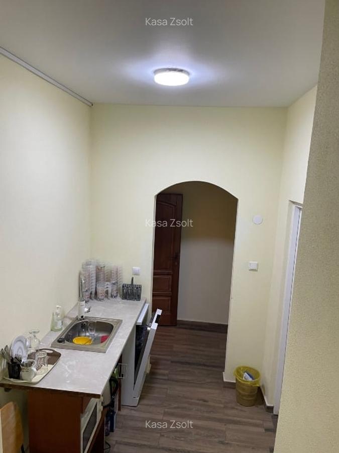 Spațiu comercial de închiriat - 7 Spațiu comercial de închiriat - 7