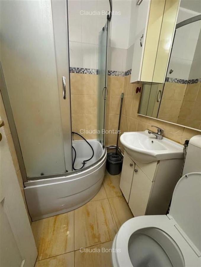 Inchiriere garsoniera in Podu Ros! - 4