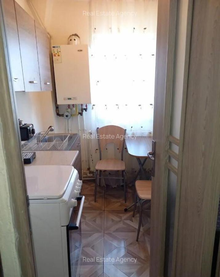 1 camera in zona Girocului - 2
