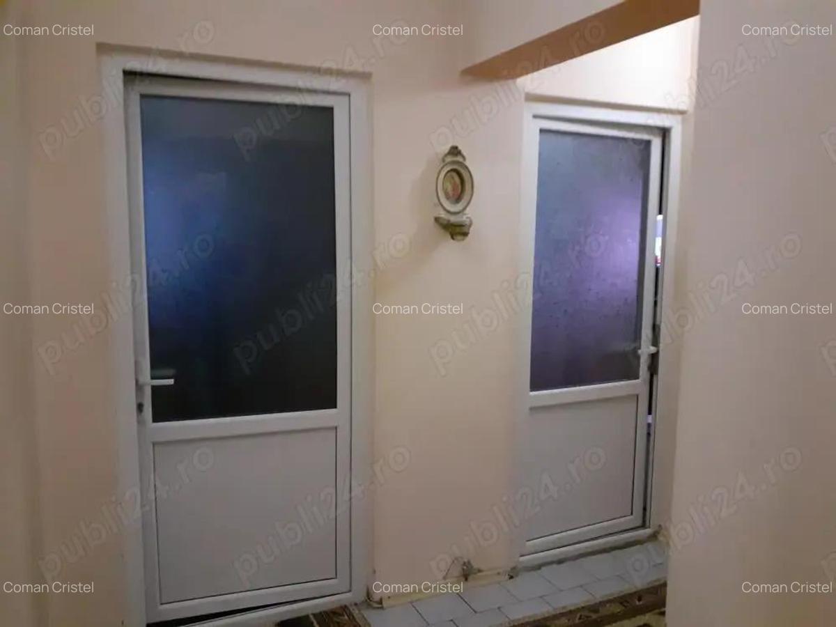 Apartament 3 camere cf.1 dec. etajul 8 cu pod, Cal. Calarasilor - Calarasi 4 - 2