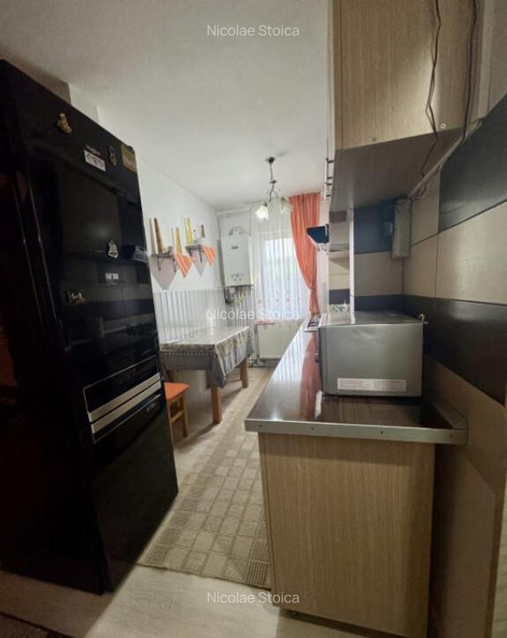 Apartament 3 camere la cheie etaj 2 - 3