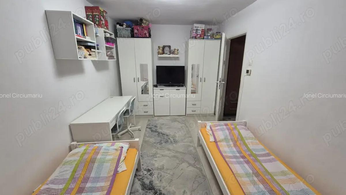 Proprietar vand apartament 2 camere - 3