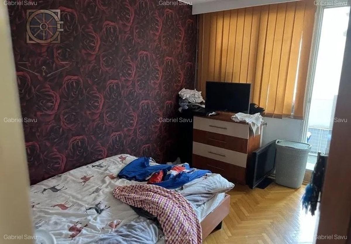 Apartament cu 3 camere decomandat, mobilat în Prelungirea Ghencea - 2