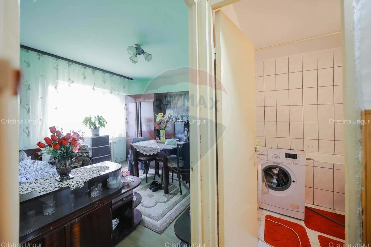 Apartament cu 3 camere decomandat în Rogerius - 2
