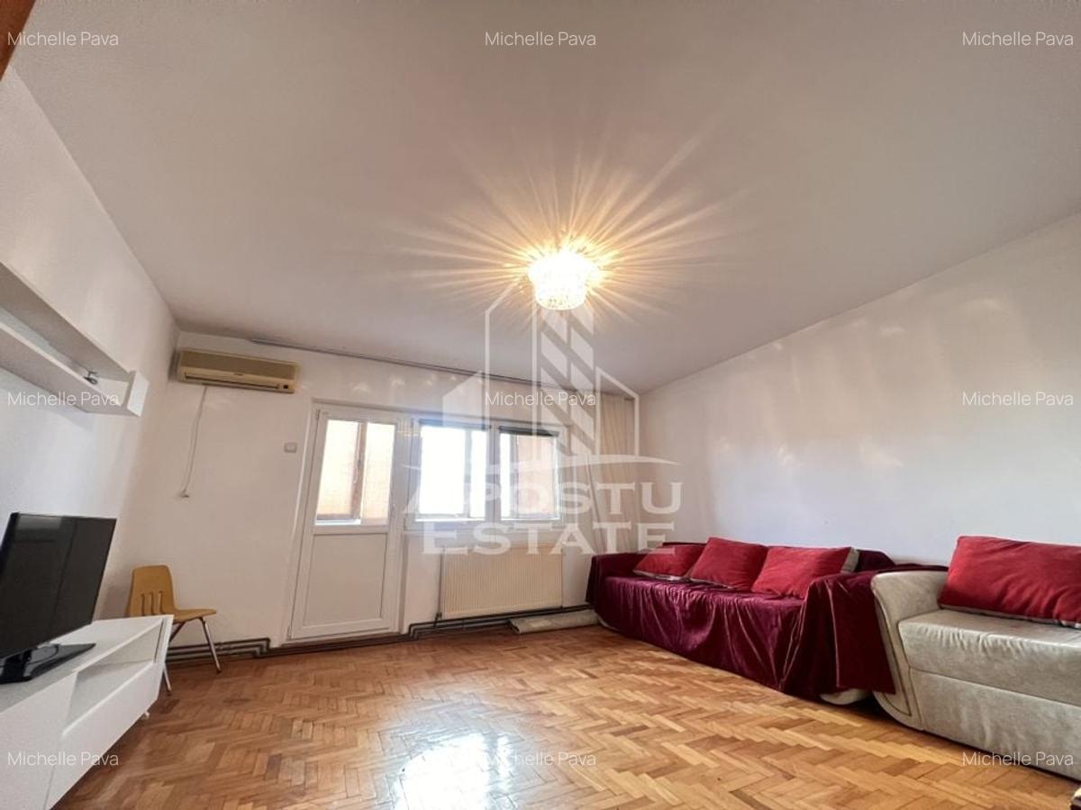 Apartament cu 3 camere, centrala proprie, zona Bucovina - 2