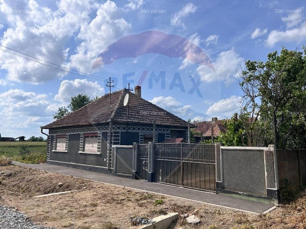 Casă cu 5 camere în Tulca - 3