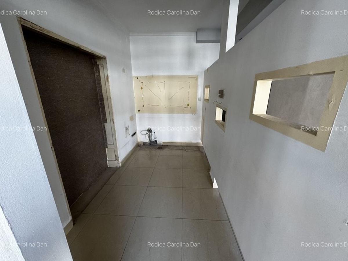 Spațiu pretabil cabinet, birouri, salon - Strada Călărașilor, 92 mp - 5