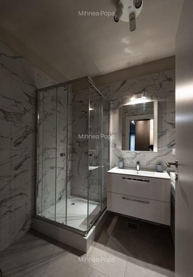 3 camere de inchiriat | BANEASA | Vedere la PADURE - 12