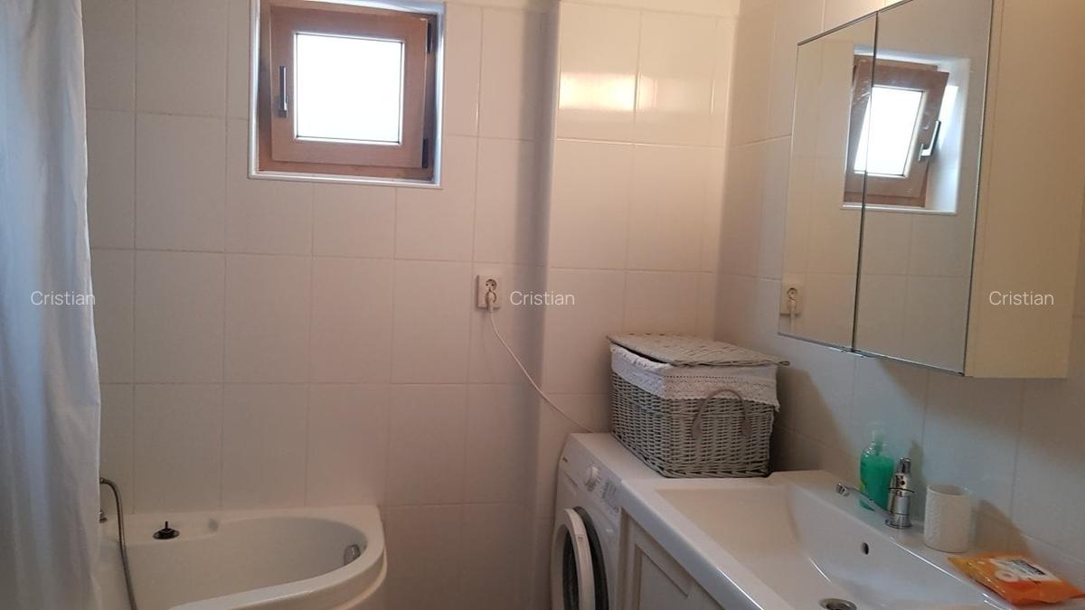 Apartament de vanzare - 4