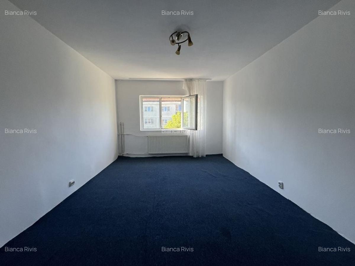 Apartament cu 2 camere decomandat, zona Lipovei - 2