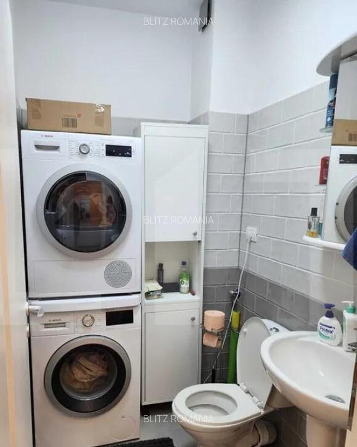 Apartament de vanzare, cu 3 camere, zona Calea Aradului, bl - 5