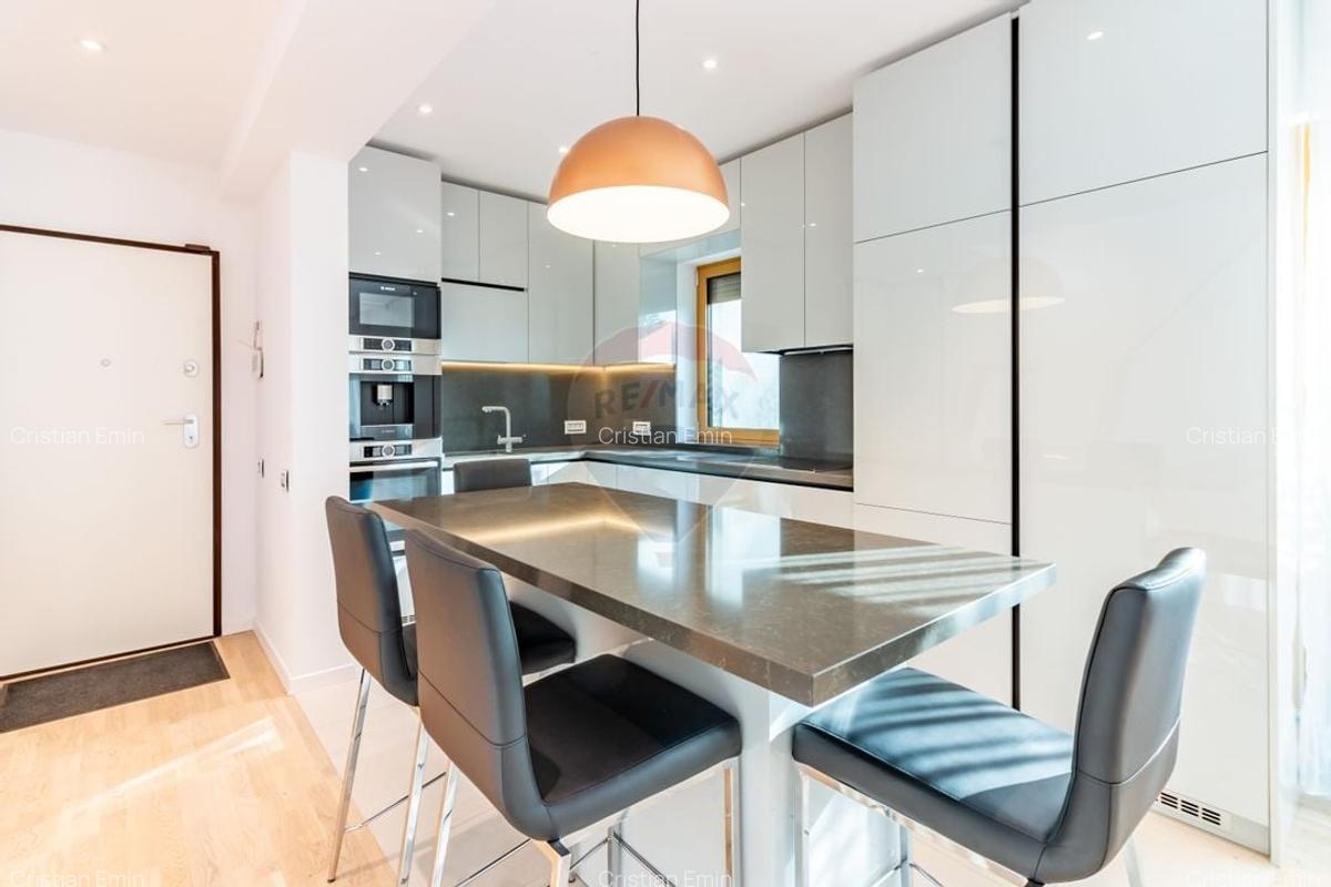 Apartament cu 4 camere semidecomandat, mobilat în Eminescu - 18