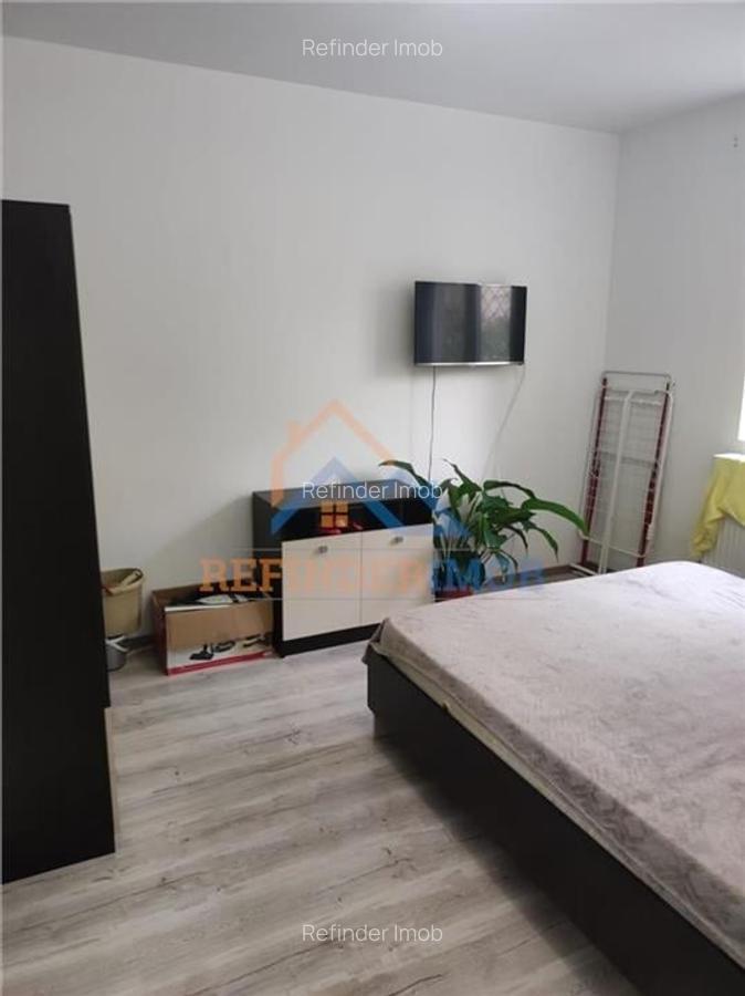 Apartament cu 3 camere semidecomandat, mobilat în Cotroceni - 9