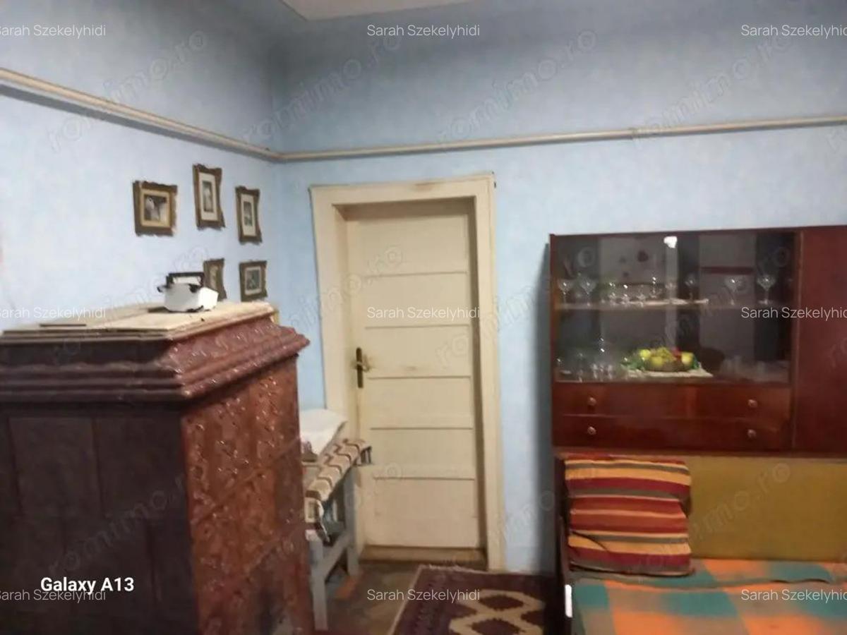 BRASADAS vinde casa 3 cam. zona Unirii teren 550mp. - 9