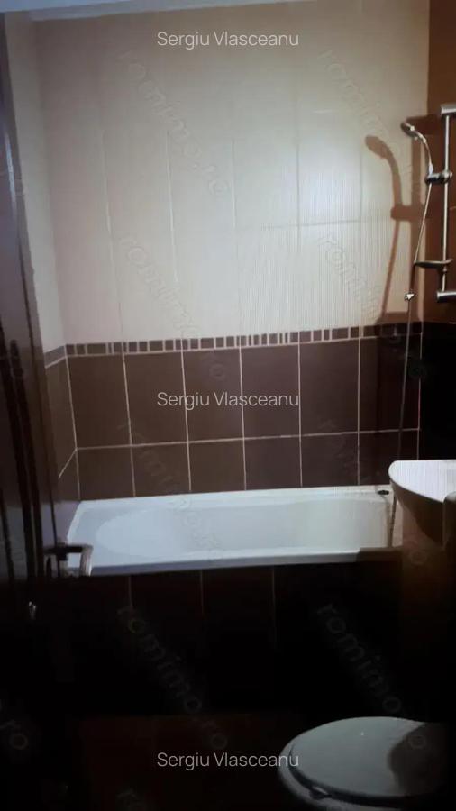 Garsoniera semidecomandata - 49.500 eur - 34mp - metrou Costin Georgian, Titan - 5