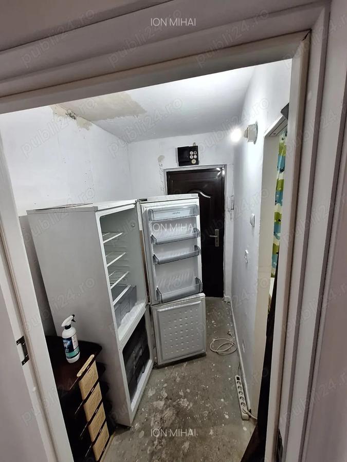 Garsoniera de vanzare la etaj intermediar la 5 min de Shopping City - 2