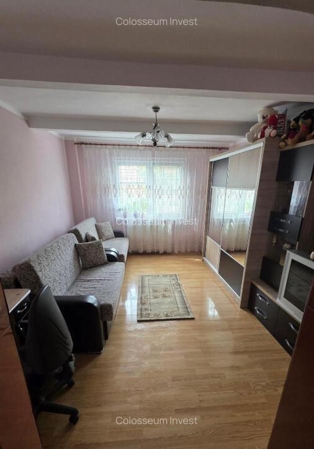 Apartament 2 camere, decomandat - zona Bartolomeu - 1