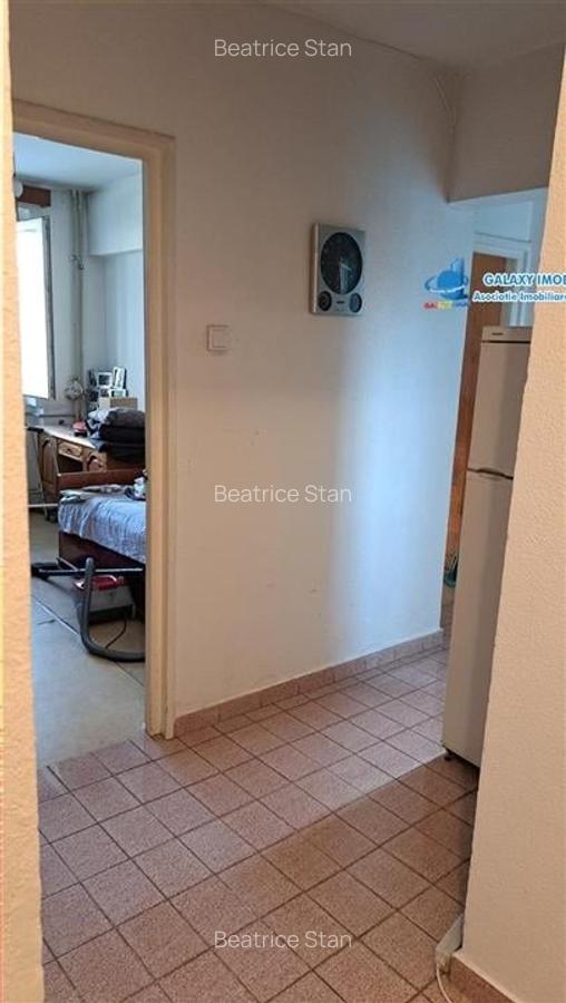 Vanzare apartament 3 camere decomandat DRUMUL TABEREI / FRIGOCOM - 14