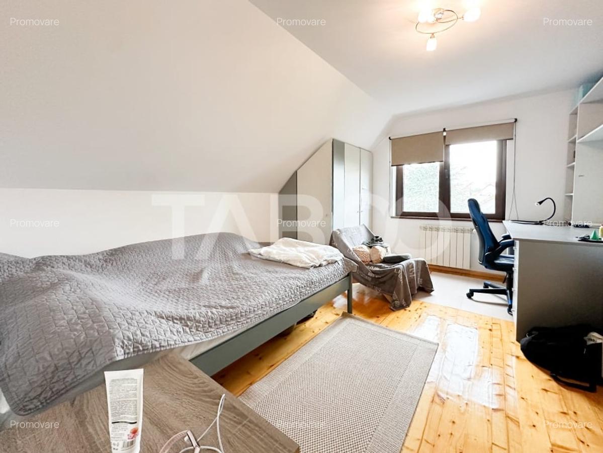 Casa individuala in stil rustic curte 450 mp in zona Belvedere - 13