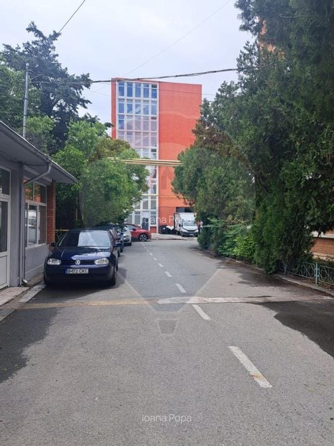 Spatii industriale 250-500 mp . Baicului etaj lift marfa - 7