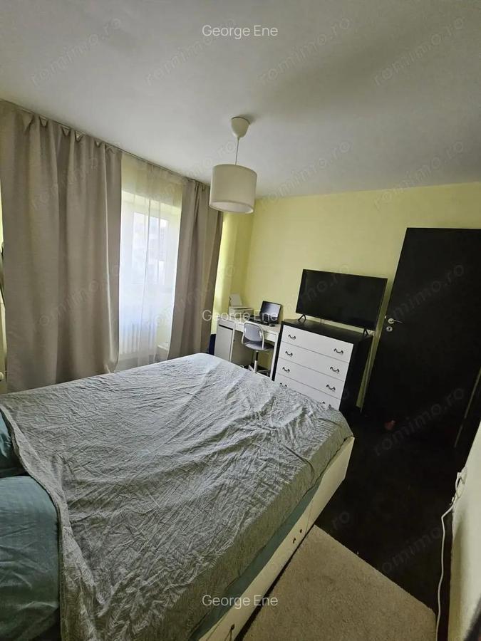 Apartament 3 camere vanzare zona 13 Septembrie stradal etaj 3 - 10