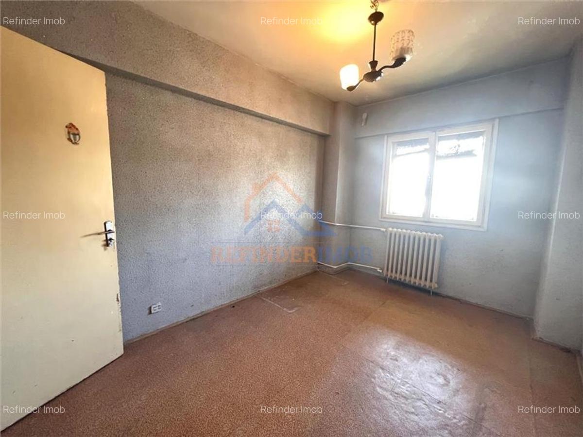 Apartament cu 3 camere decomandat în Drumul Taberei - 1
