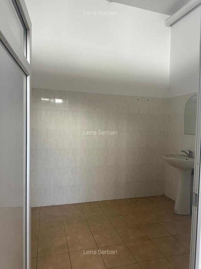 Spatiu C. Aradului, ideal MEDICAL, birouri, alte servicii, 114,4 mp, 3,9 euro/mp - 4