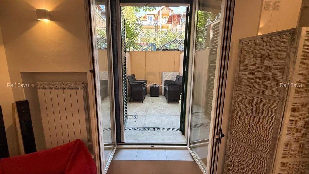 Apartament cu 3 camere circular în Universitate - 7