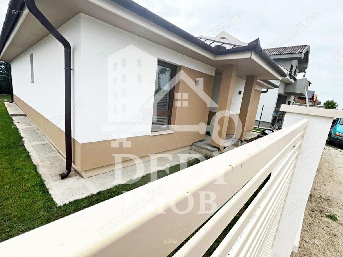 Casa de vanzare cu 3 camere in Sanmartin-Cihei, Bihor - 5