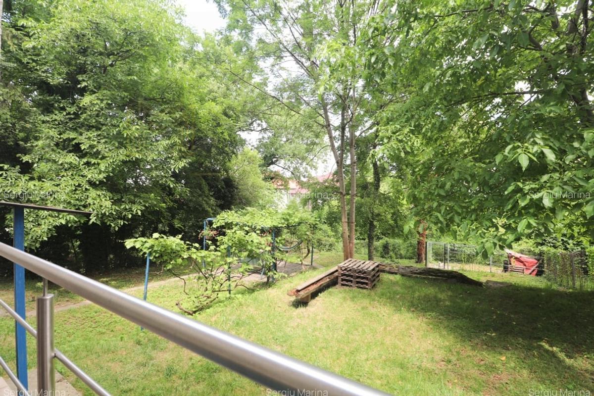 Apartament cu 3 camere decomandat, mobilat în Central - 9