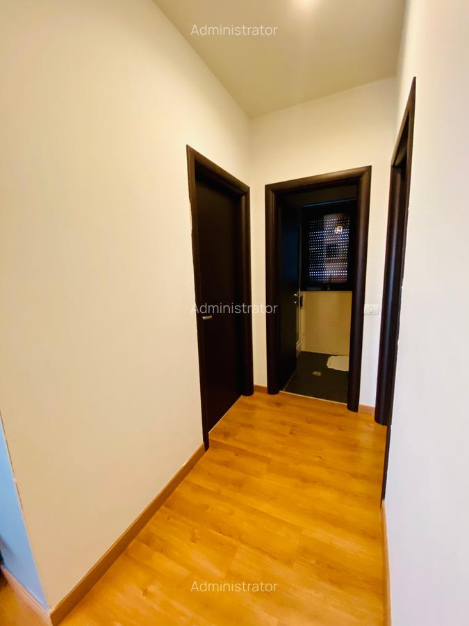 Apartament cu 4 camere decomandat în Pipera - 12