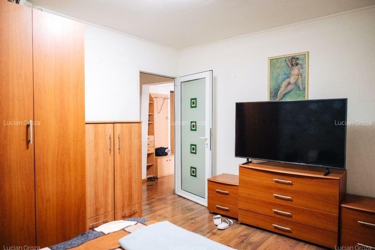 Apartament cu 2 camere decomandat, mobilat în Decebal - 11