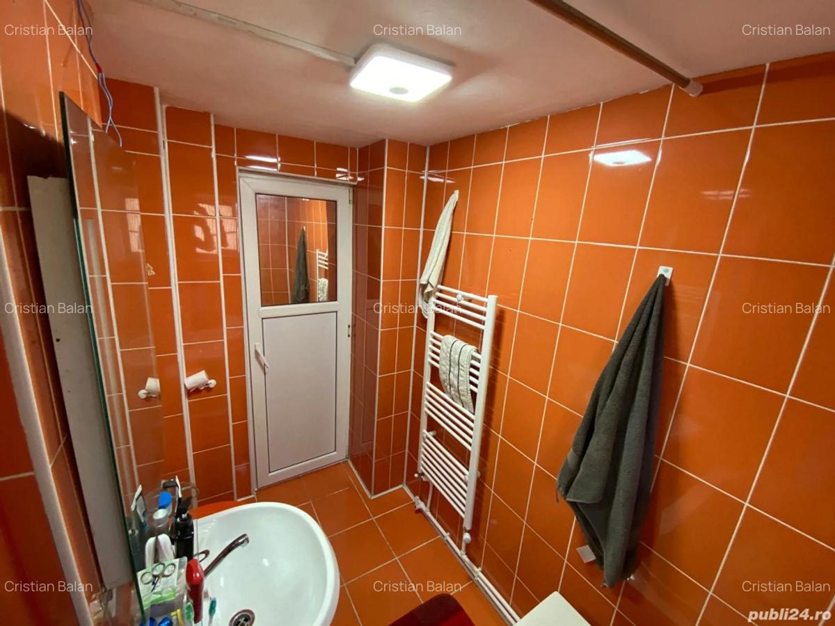 Vand apartament 2 camere - 2