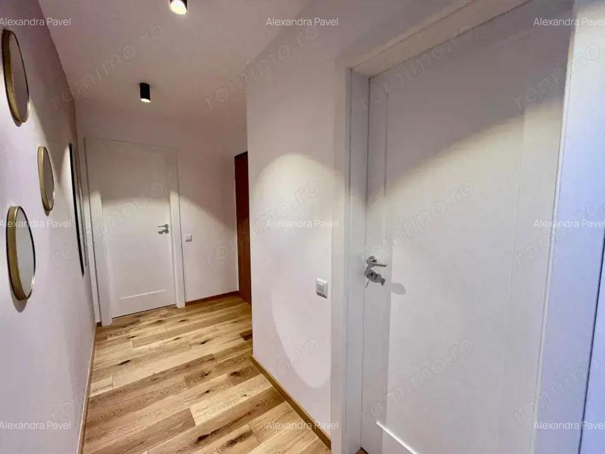Studio modern in Urban Plaza - 7