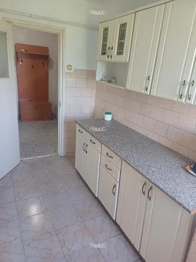 Proprietar, apart. 2 cam confort 1, decomandat, zona Cal. Galati, bloc ISCIP, NEGOCIABIL - 8
