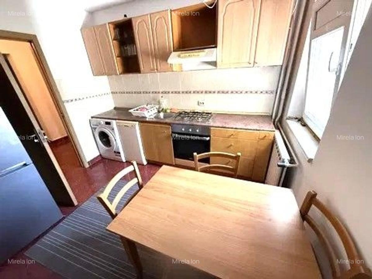 Vanzare Apartament 3 Camere intre N. Traian -Mall Vitan - Metrou Timpuri Noi - 1