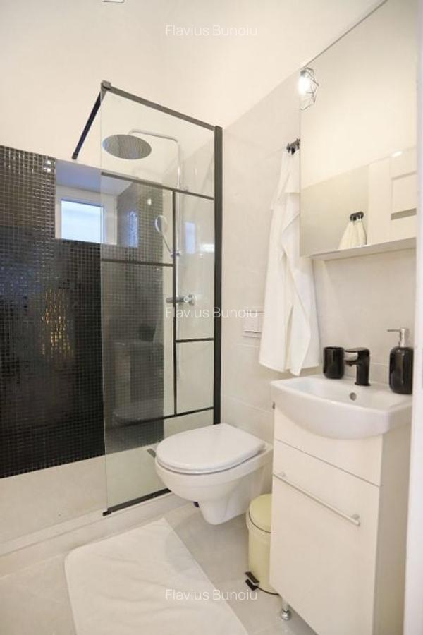 Apartament cu 4 camere decomandat în Central - 14