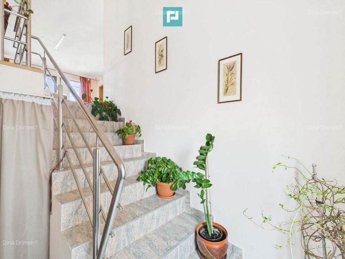 Vila cu 7 camere, zona Aradului - 13