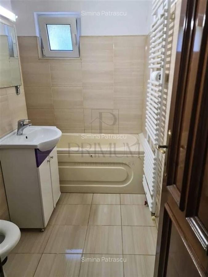 Complex Studentesc- 2 camere, etaj 2, centrala proprie, AC - 6