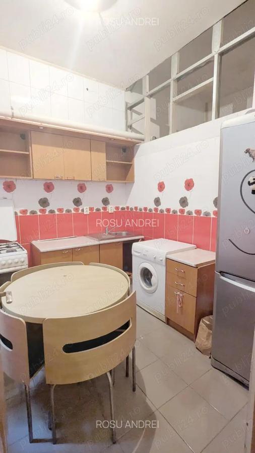 Metrou Universitate Izvor, 3 camere 70 mp in bloc Centrala Proprie, AC - 7