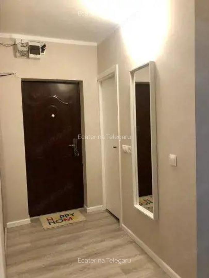 Vanzare Garsoniera mare, decomandata, renovata, vis-a-vis metrou Dristor - 4