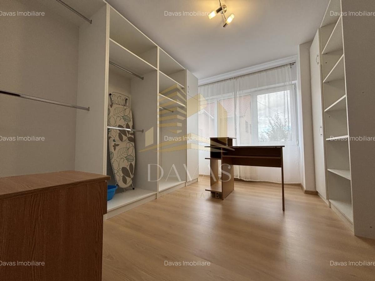Apartament de 3 camere semidecomandat | Zorilor - 9 Apartament de 3 camere semidecomandat | Zorilor - 9