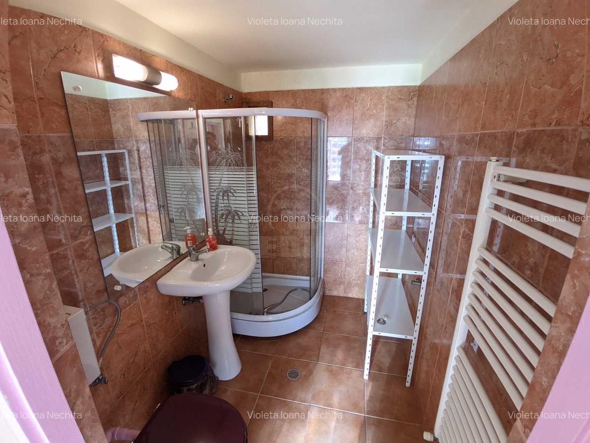 Apartament de închiriat, 4 camere, 110 mp, Zorilor zona UMF - 6 Apartament de închiriat, 4 camere, 110 mp, Zorilor zona UMF - 6